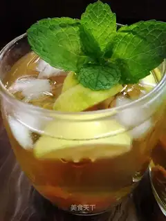 Whiskey plum green tea