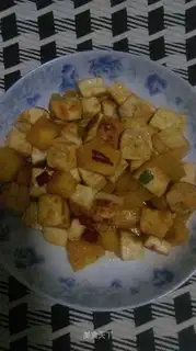 Pineapple, old tofu