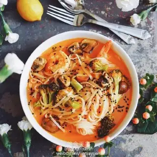 Thai coconut curry
