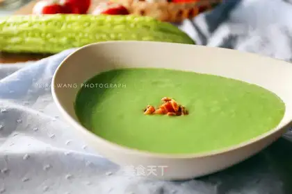 Squirty bacon cream soup