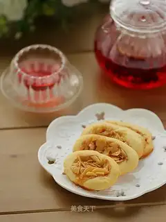 Roman shield cookies