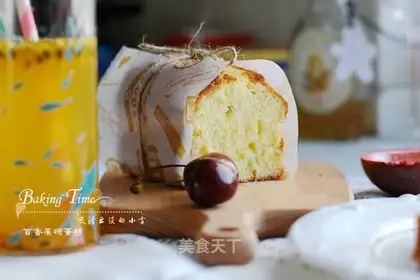 A pound cake of clot nuts