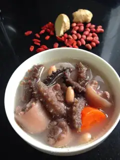 Soup from the hogtails of the sea cucumber