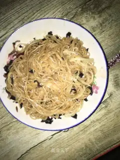 Onion noodles