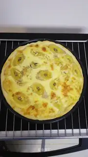 Lazy banana pizza