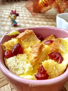 Low-carat wheat bread pudding