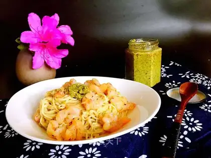 Shrimp fragrance noodles