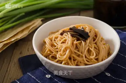 Onion noodles