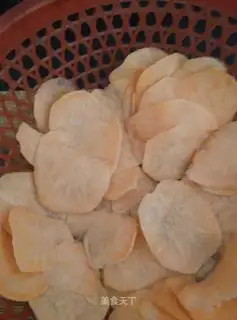Cream chips