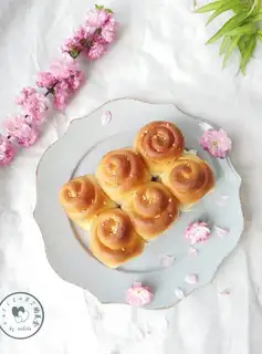 Black-shell rolls