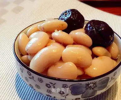 The white beans of u-mei