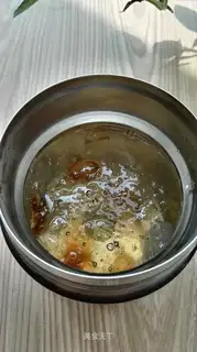 Soap-fruit geled snow congee