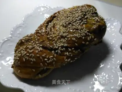 Bean-salary braid bread
