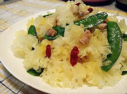 Garlic silver ear