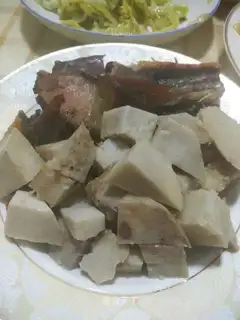 Fish head