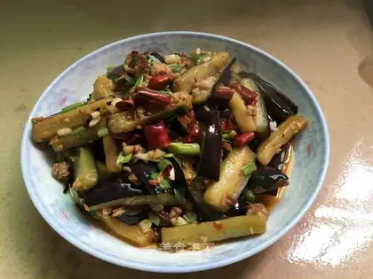 Meat and eggplant