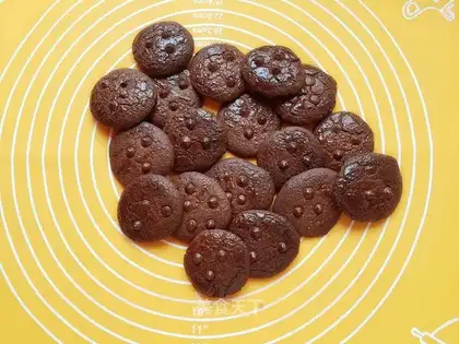 Chocolate cocoa cookies