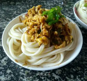 A simple version of noodles