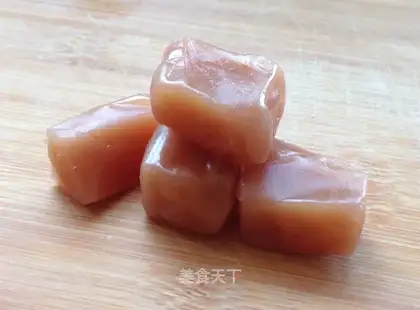 Strawberry milk candy