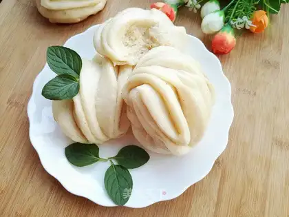 Pretzel rolls
