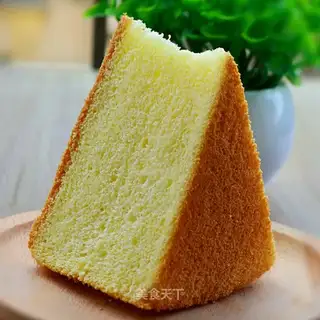It's an 8-inch twilight cake
