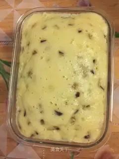 Red-tree chicken cake
