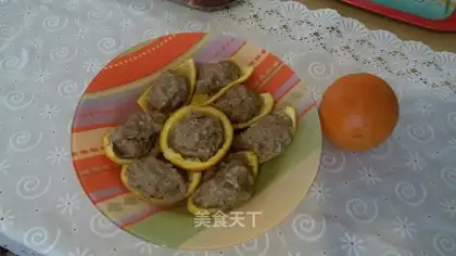 Orange skin steam meatballs