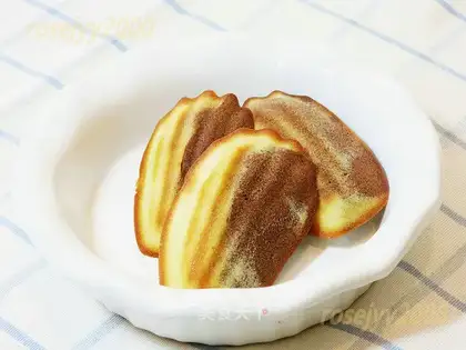 It's cocoa Madeleine