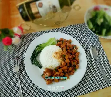 Curry chicken