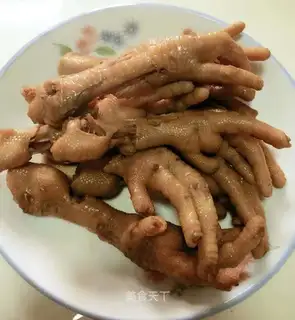 Chicken claws