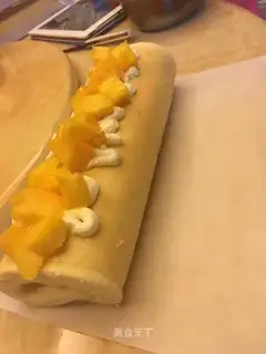Mango rolls