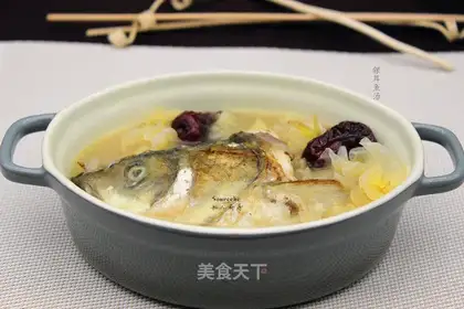 Silver ear fish soup