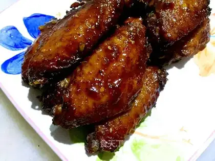 Microwave honey sauce on wings
