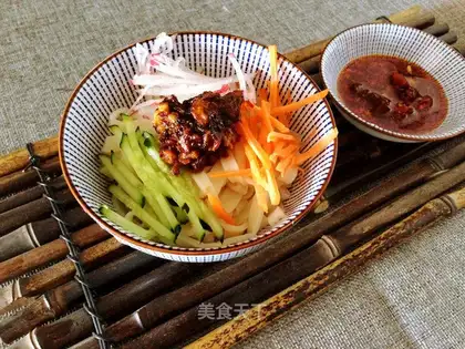 Old Beijing noodles