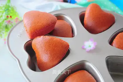 Warm cake