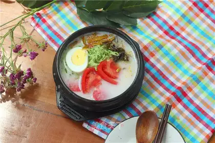 Cold bean noodles