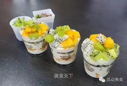 Butter fruit cups