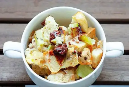 Toast fruit pudding