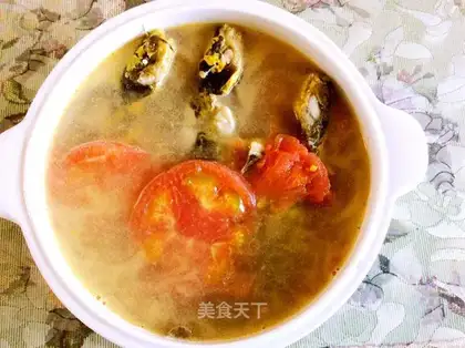 Tomato broccoli soup