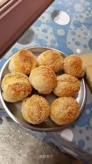 The original sesame bread
