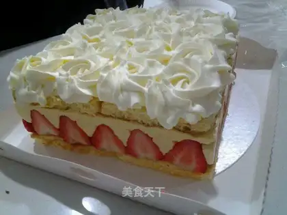 Butter strawberry cake