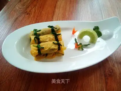 Eggskin roll