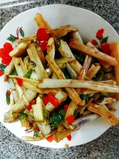 Sour spicy belt