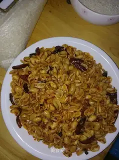 Drunk peanuts