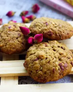 Rose cookies