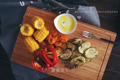 A fragrance dish