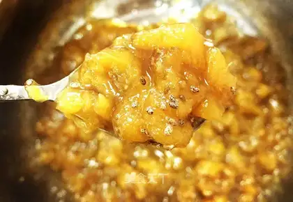 Peaches Chia Seed jam