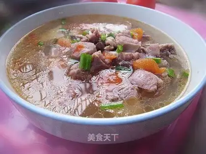 Tomato ribs soup