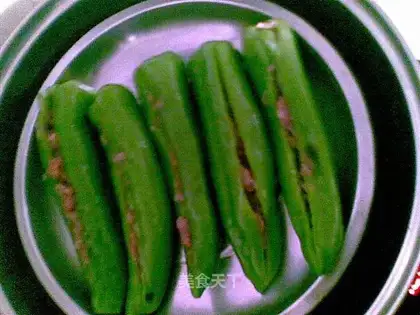 Green pepper and lean meat