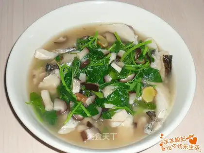 Fish slices in soup